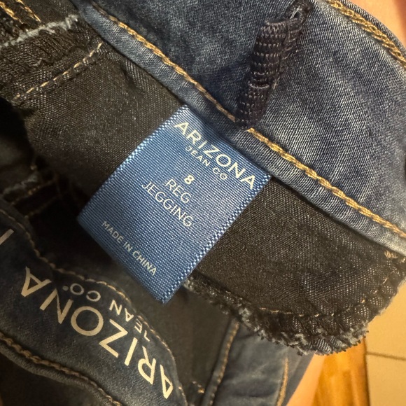 Arizona Jean Co Girls Super Flex Jeggings – Size 8 – Dark Wash - Picture 4 of 4